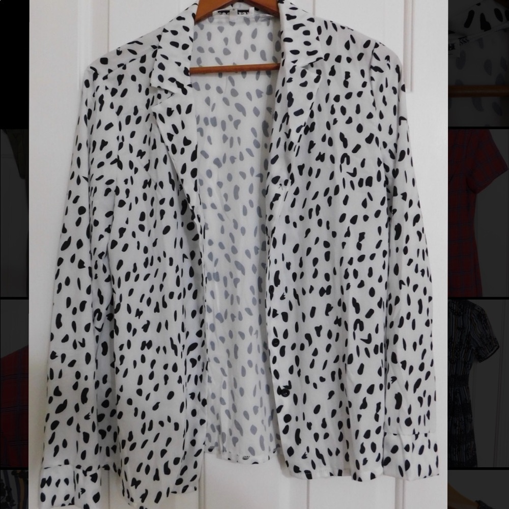 Spotted light weight blazer